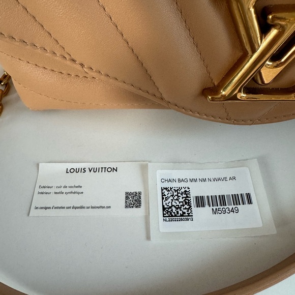 Louis Vuitton new wave chain MM 2022 | tan | like new condition | 100% authentic - Picture 3 of 15